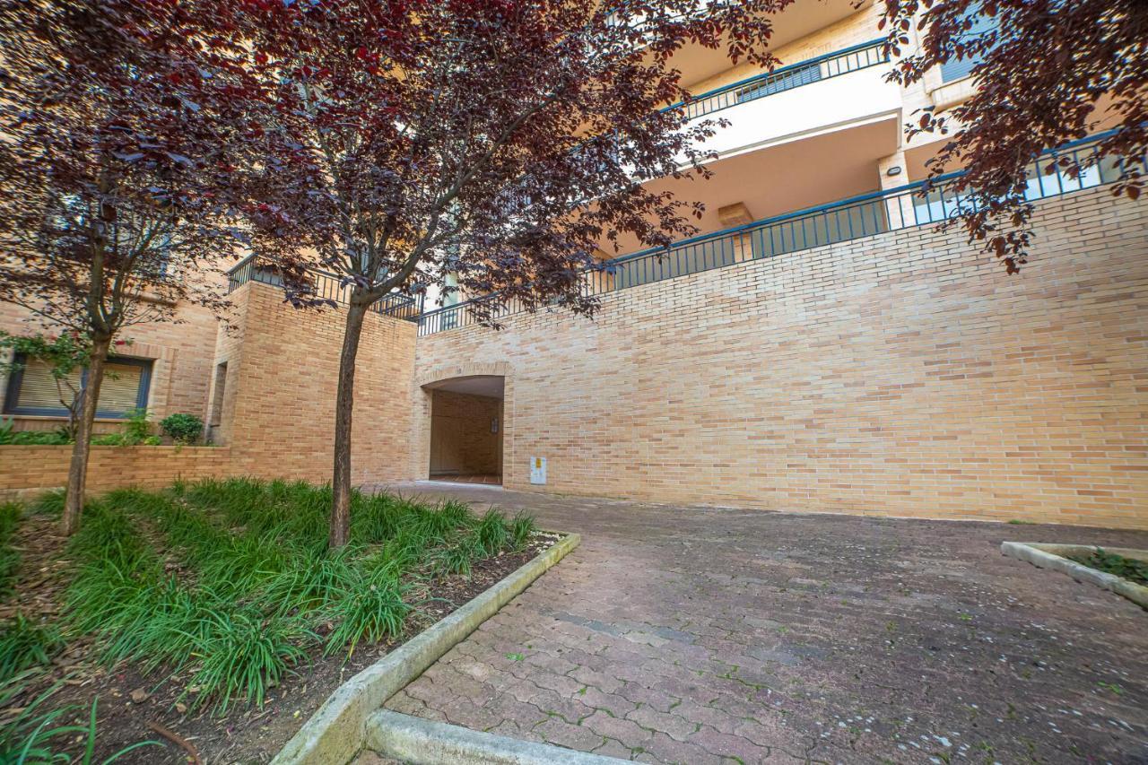 Lovely Apartment Near Airport And Nations Park, With Garage Loures Exteriér fotografie